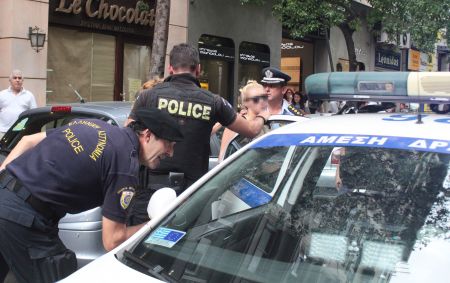 Εισβολή του Ρουβίκωνα στο προξενείο των ΗΠΑ στη Θεσσαλονίκη