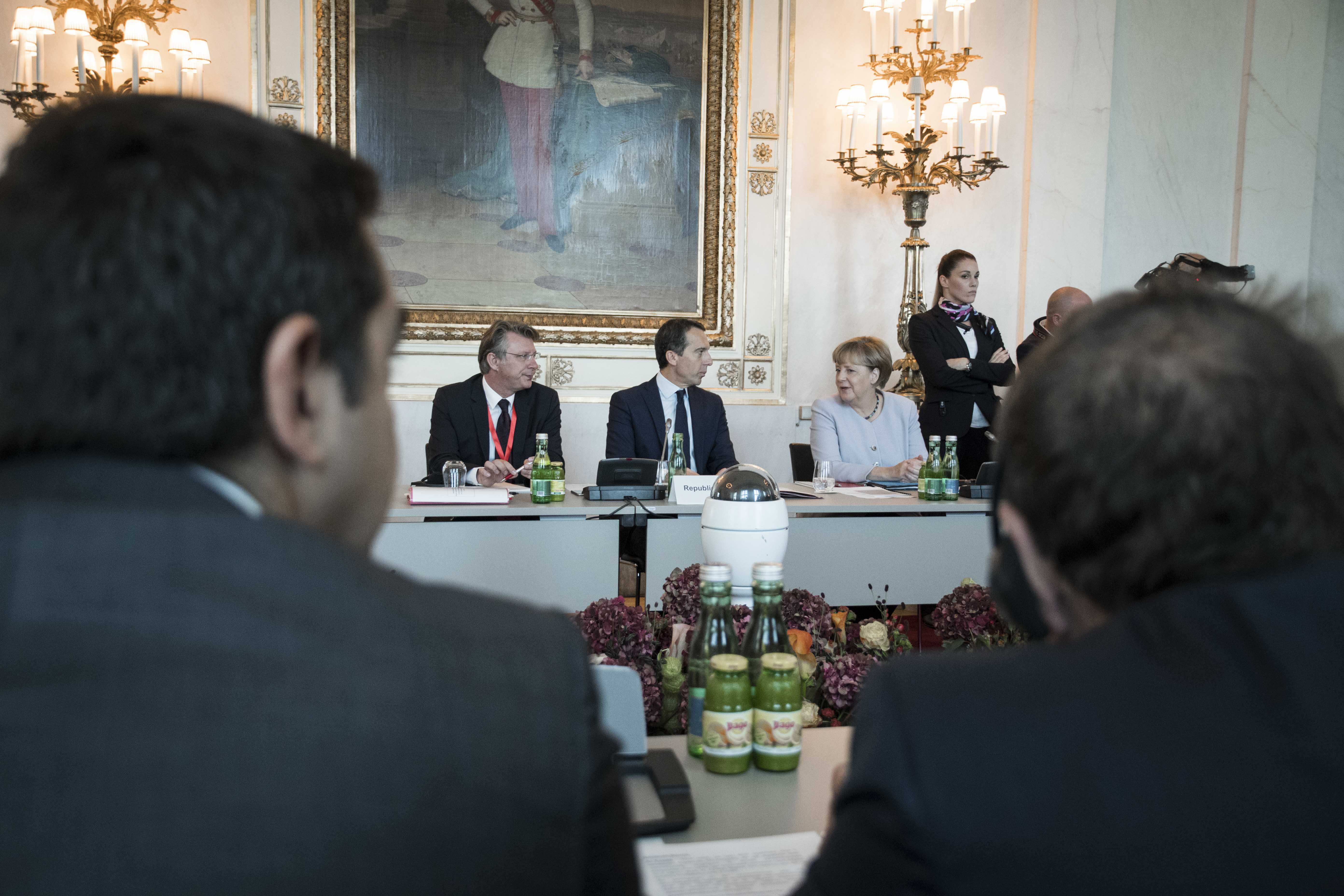 Ο Αλέξης Τσίπρας χαμένος στα αδιέξοδα