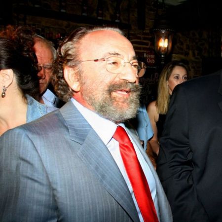 Πως η ΔΕΗ προσπαθεί να βοηθήσει παρατύπως τον Καλογρίτσα