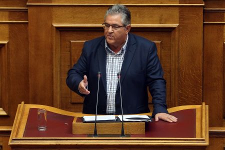 Κουτσούμπας: Στην ίδια ρότα η πολιτική κυβέρνησης-ΝΔ στην Παιδεία