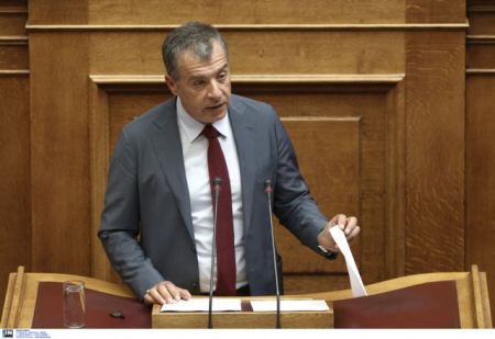 Στ.Θεοδωράκης: «Η ζημιά στην οικονομία διορθώνεται, στην Παιδεία όχι»