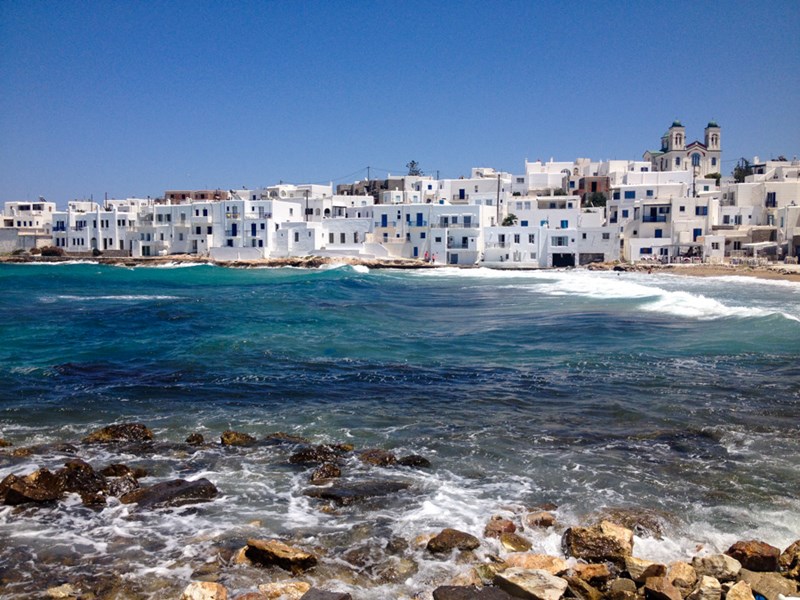 Το in.gr σας ταξιδεύει την Κυριακή στην Πάρο!