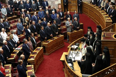 Στη Βουλή κατατίθεται τη Δευτέρα το προσχέδιο του προϋπολογισμού