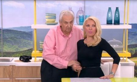 Εισβολή Κοντομηνά στην εκπομπή της Μενεγάκη