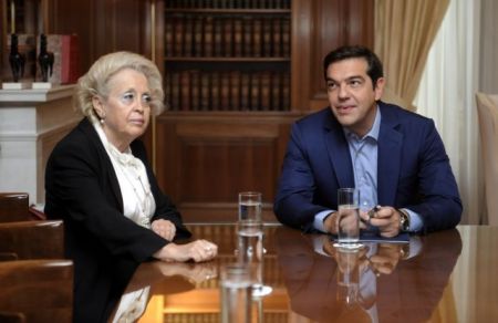 Εντονες αντιδράσεις για την τοποθέτηση της Βασιλικής Θάνου στο νομικό γραφείο του Πρωθυπουργού αμέσως μετά την αποχώρησή της από τον Αρειο Πάγο