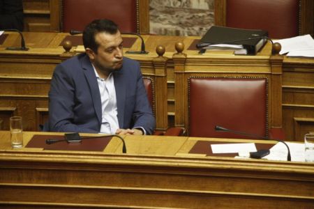 Στον αέρα η επαναφορά της τροπολογίας Παππά