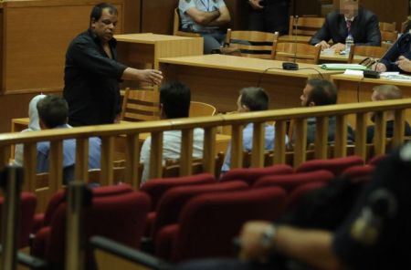 Δίκη Χρυσής Αυγής: Αναγνώριση και πέμπτου κατηγορουμένου