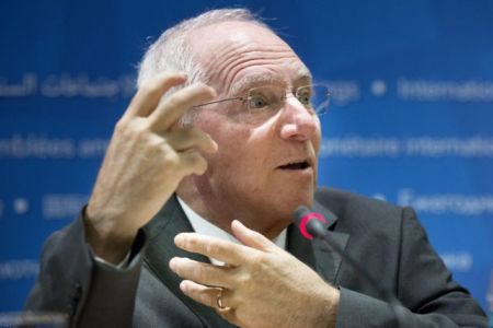 Schäuble insists that the Greek public debt is not a main issue