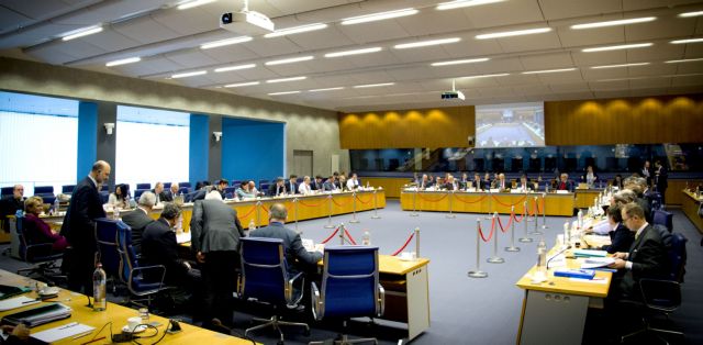 Eurogroup convenes on Monday – Second bailout review on agenda
