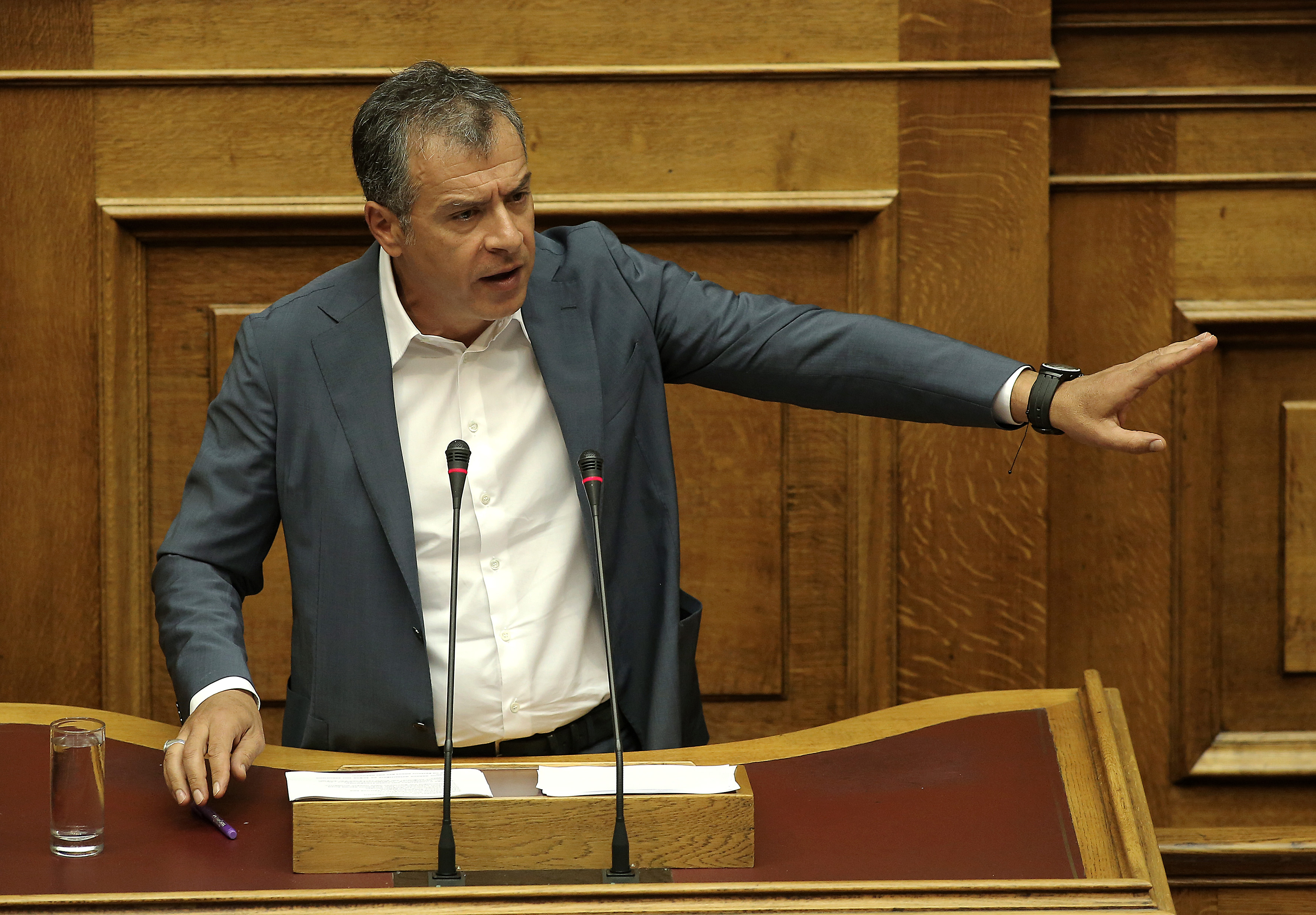 Θεοδωράκης: Περισσότερα κανάλια, περισσότεροι εργαζόμενοι και έσοδα