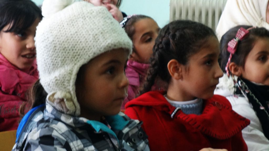 Κομισιόν: Μέτρα για προστασία προσφυγόπουλων που φτάνουν στην ΕΕ