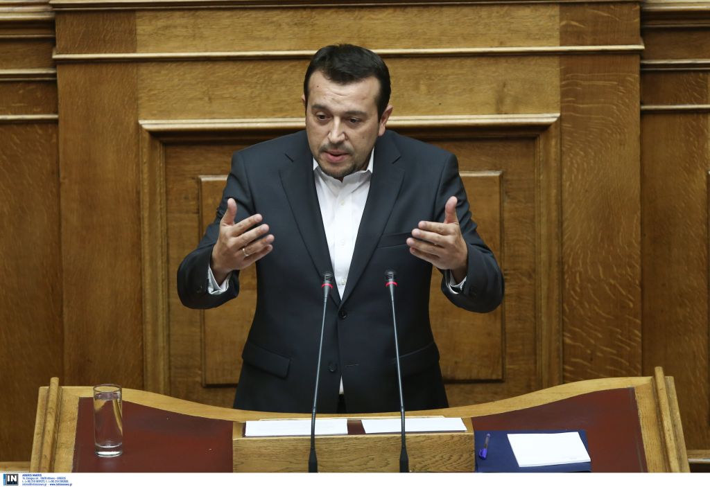 Μαύρο στα κανάλια χωρίς άδεια πέντε ημέρες μετά την επίσημη απόφαση για τους νέους καναλάρχες – Νυχτερινός ελιγμός Παππά αναβάλλει την ψήφιση της τροπολογίας του