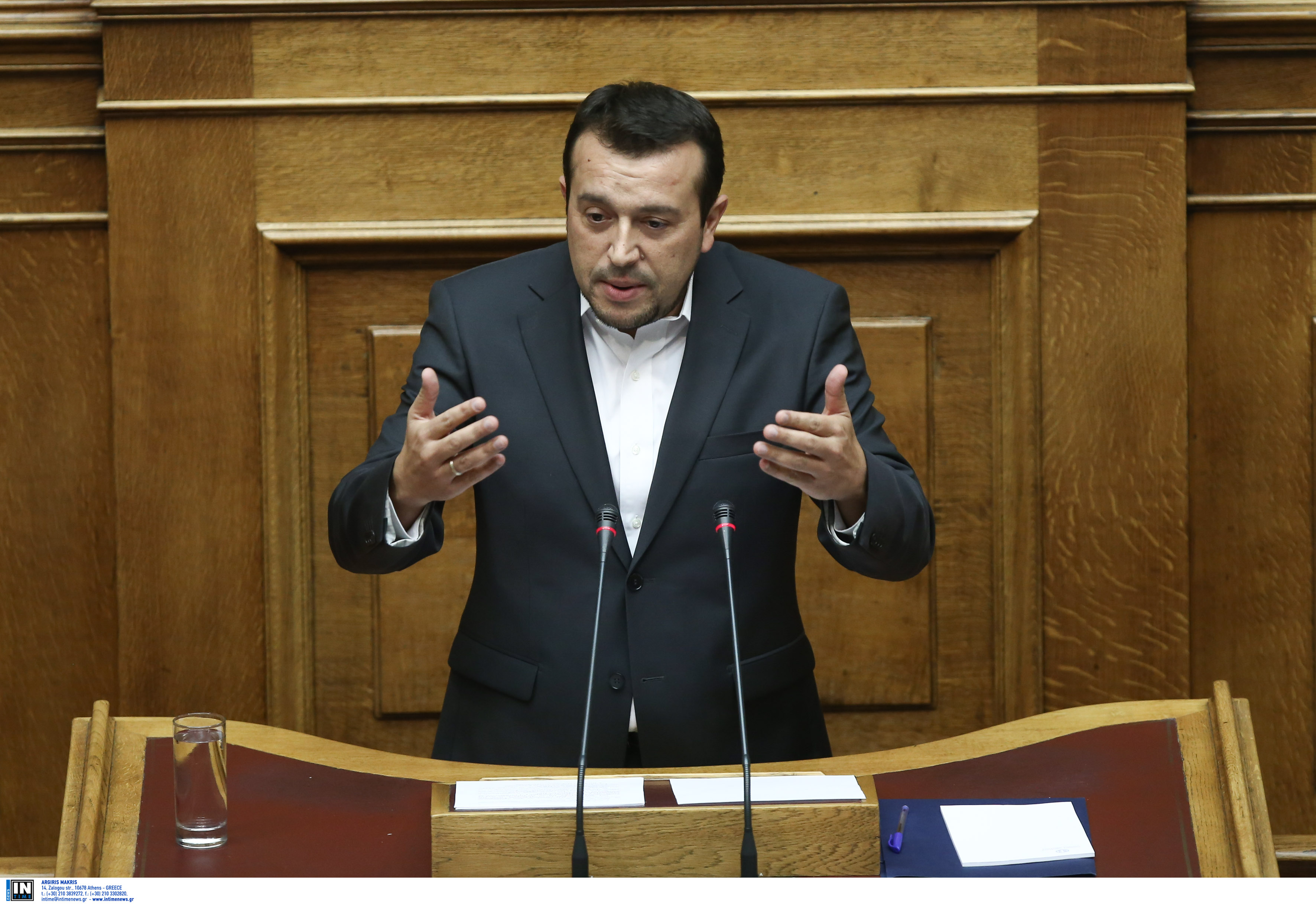 Μαύρο στα κανάλια χωρίς άδεια πέντε ημέρες μετά την επίσημη απόφαση για τους νέους καναλάρχες – Νυχτερινός ελιγμός Παππά αναβάλλει την ψήφιση της τροπολογίας του