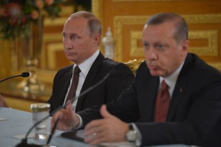 Ρωσικό σύστημα αεράμυνας εμφανίζεται να θέλει ο Ερντογάν