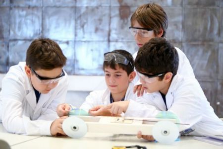 Ευκαιρία για φοίτηση μαθητών σε Κέντρο για χαρισματικά παιδιά