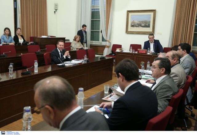 Καουμπόηδες εναντίον Στουρνάρα – Το γουέστερν της Εξεταστικής Επιτροπής | tovima.gr