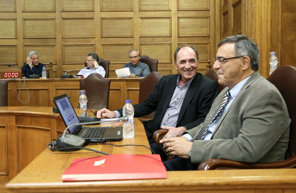 Christodoulakis: “IMF offers haircuts in exchange for new bailouts”