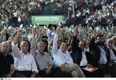 Πρωτιά του Ευκλείδη Τσακαλώτου στην Κεντρική Επιτροπή του ΣΥΡΙΖΑ με σαφές μήνυμα προς την ηγεσία του κόμματος