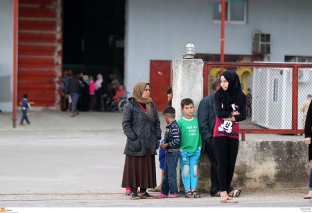 Spiegel: Χώρες της ΕΕ αρνούνται να στείλουν υπαλλήλους στην Ελλάδα για το προσφυγικό