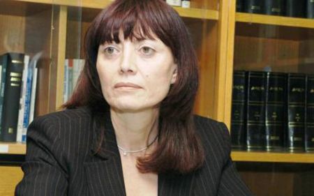 Ει. Γιανναδάκη: «Η δημοσιοποίηση της ιδιωτικής ζωής οποιουδήποτε ανθρώπου προκαλεί την αγανάκτηση και την αηδία»