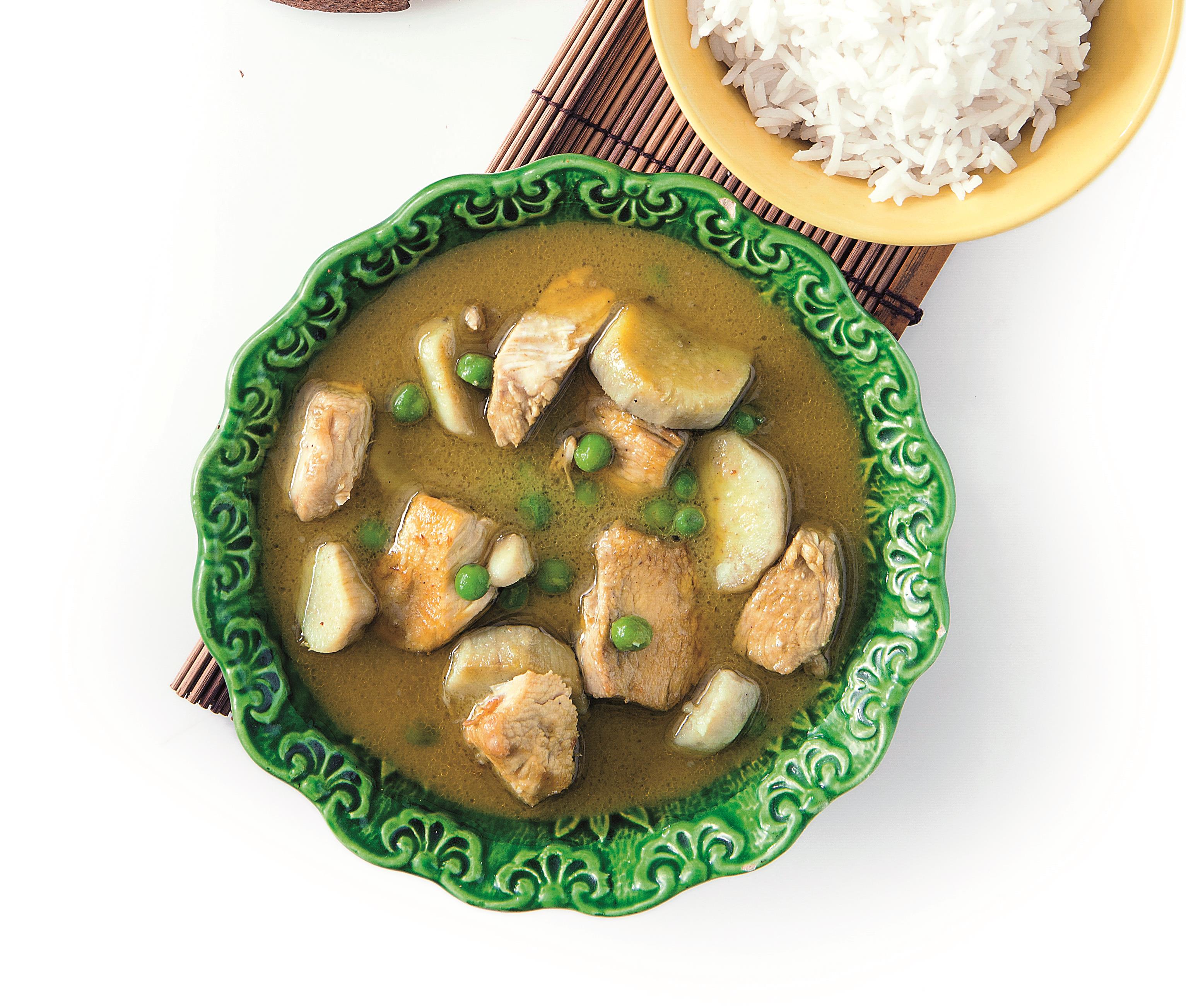 H ΠΡΟΤΑΣΗ ΤΗΣ ΗΜΕΡΑΣ Σούπα με κοτόπουλο και γάλα καρύδας