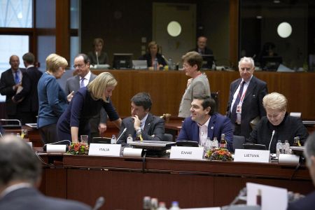 Τσίπρας: Η Ελλάδα πρέπει να ενταχθεί σύντομα στο πρόγραμμα ποσοτικής χαλάρωσης της ΕΚΤ