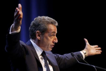 Ο Φιγιόν δεν φεύγει, ο Ζιπέ δεν έρχεται και ο Σαρκοζί ψάχνει λύση