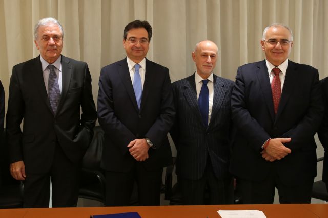 Συμφωνίες υπέγραψαν Eurobank και ΤτΕ με ΕΤΕ για τη στήριξη ΜμΕ | tovima.gr