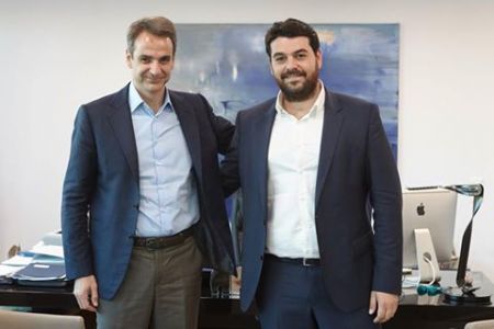 Συνάντηση Μητσοτάκη με τον νέο πρόεδρο της ΟΝΝΕΔ