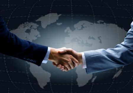 Είδος εν ανεπαρκεία οι ηγέτες της «ψηφιακής οικονομίας»