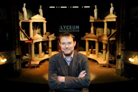 Οι «Ικέτιδες» του σήμερα