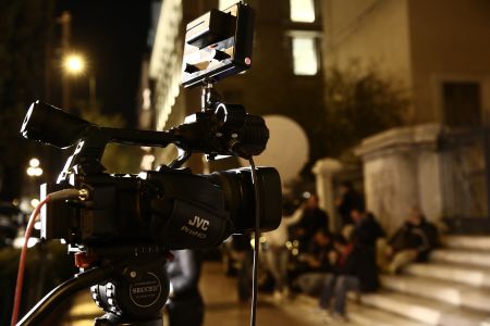 ΣτΕ: Αντισυνταγματικός κρίθηκε ο νόμος Παππά για τις τηλεοπτικές άδειες – ΝΔ: Παραίτηση Τσίπρα, πρόωρες εκλογές