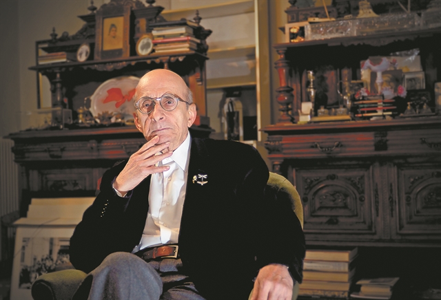 Το υστερόγραφο του Μάνου Ελευθερίου