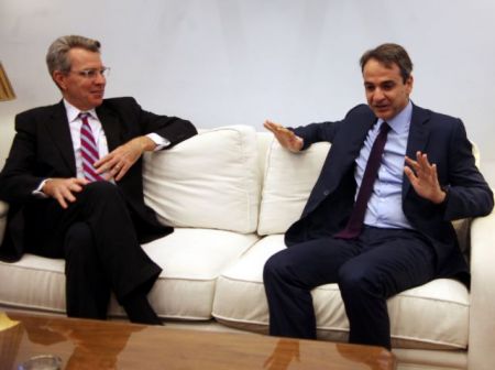 Ολοκληρώθηκαν οι συναντήσεις Μητσοτάκη με Πάιατ – Παπανδρέου