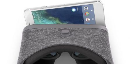 Ξεκινάει η διάθεση του Google Daydream View VR