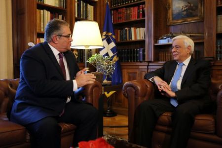 Κουτσούμπας: Ενημέρωσε τον ΠτΔ για τις θέσεις του ΚΚΕ περί Κυπριακού