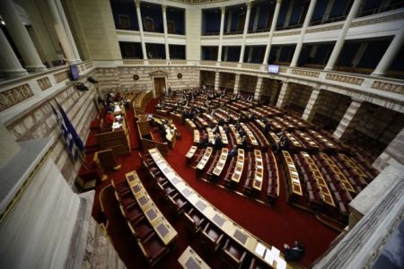 Δεν αίρεται η ασυλία των βουλευτών Χρ.Κατσώτη –  Ν.Νικολόπουλου