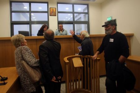 Οι συμβολαιογράφοι καταδικάζουν τις επιθέσεις κατά τη διεξαγωγή πλειστηριασμών