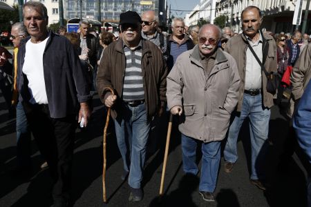 Συνταξιούχοι: Δεν πειθόμαστε από τις διαβεβαιώσεις του πρωθυπουργού