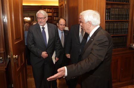 Παυλόπουλος: Η Ευρώπη δεν είναι πια ελκυστική