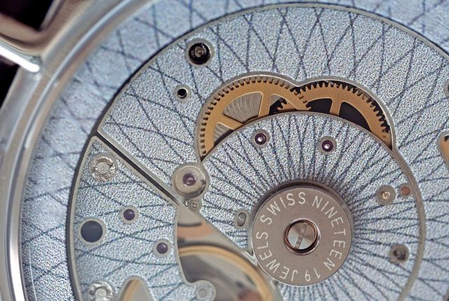 Το ρολόι «μόνο λίγο καιρό ξαποσταίνει»