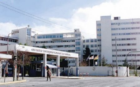 Προσλαμβάνεται υγειονομικό προσωπικό για τα στρατιωτικά νοσοκομεία
