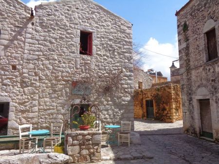 Το in.gr σάς ταξιδεύει την Κυριακή στη Μάνη