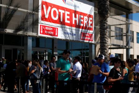 Πάνω από 46 εκατ. Αμερικανοί ψήφισαν στην «πρώιμη κάλπη»