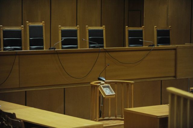 Δίκη Χρυσής Αυγής: Να εξεταστούν κανονικά οι προστατευόμενοι μάρτυρες