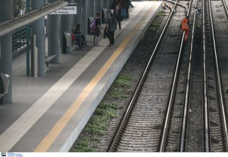 Πώς θα κινηθούν τα μέσα μεταφορά τις γιορτές