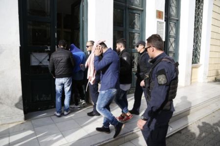 Ερχονται νέα εντάλματα για το κύκλωμα των Ρομά