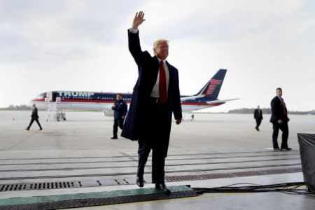 Τραμπ πρόεδρος VS Τραμπ επιχειρηματία