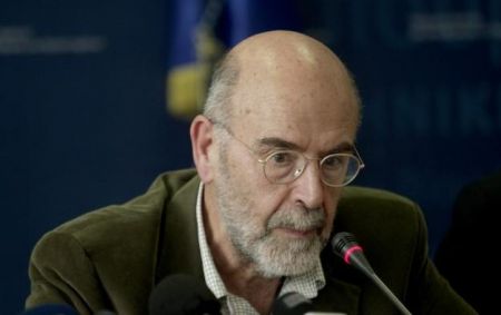 Α. Λιάκος: Ατυχής η τοποθέτηση Ζουράρι στο υπουργείο Παιδείας