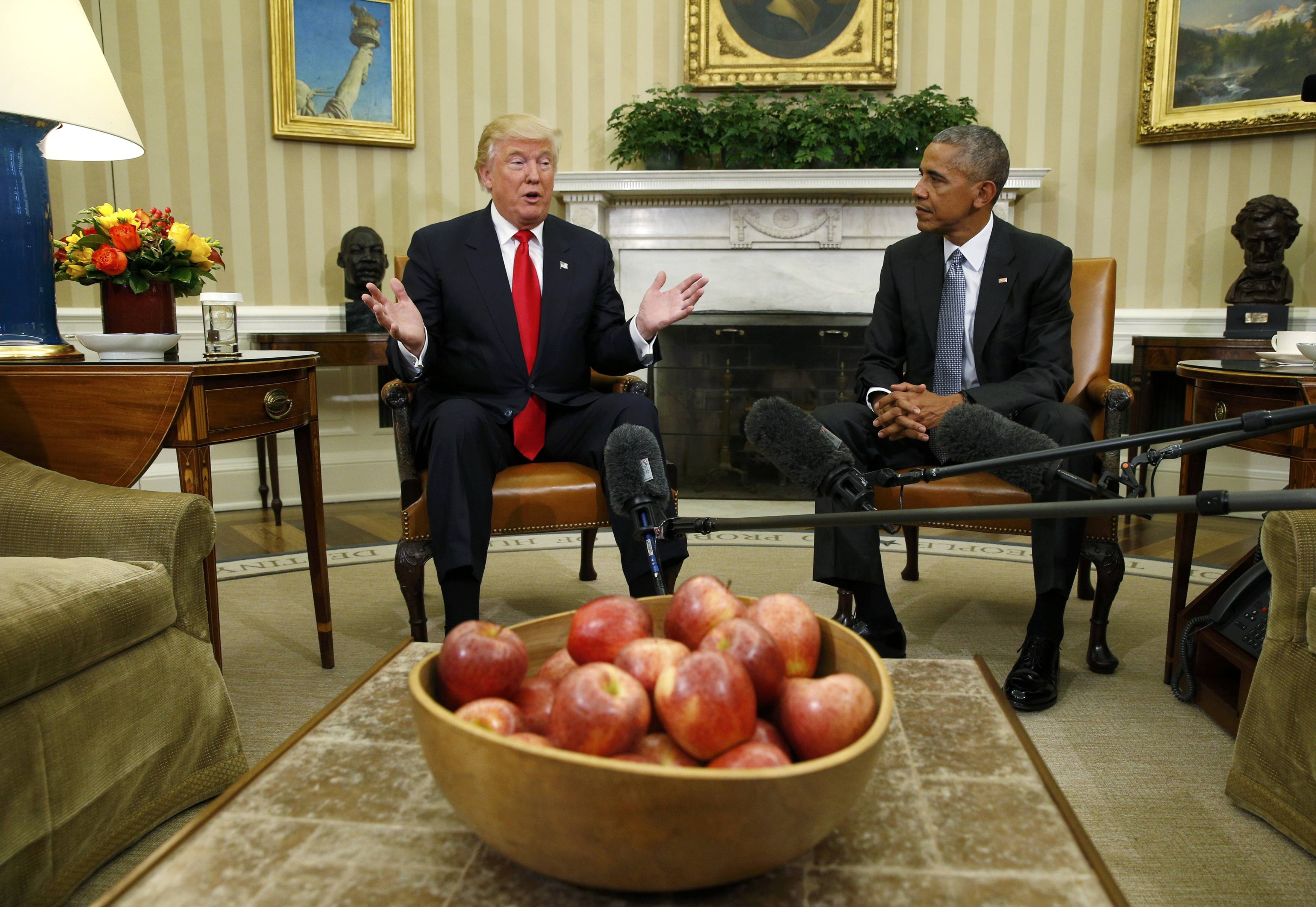 Τραμπ στον Λευκό Οίκο: Τιμή μου να συνομιλώ με τον Ομπάμα